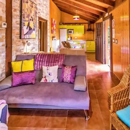 Casas Al Pie Del Arbol Cuzcurrita de Juarros