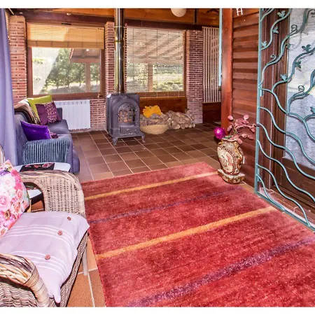 Casas Al Pie Del Arbol Holiday home Cuzcurrita de Juarros