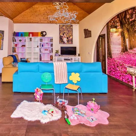 Casas Al Pie Del Arbol