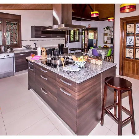 Casas Al Pie Del Arbol Holiday home Cuzcurrita de Juarros