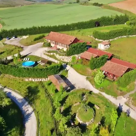 Casas Al Pie Del Arbol *