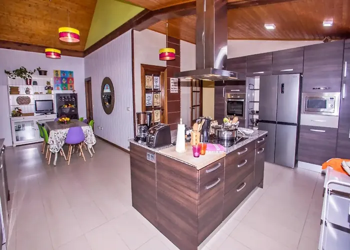 Casas Al Pie Del Arbol Cuzcurrita de Juarros