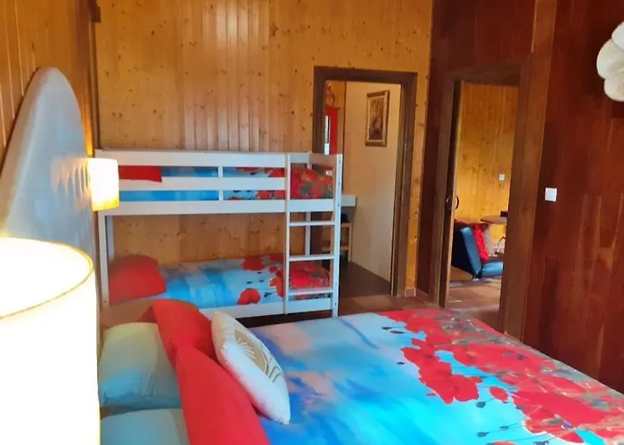 Casas Al Pie Del Arbol بيت للعطل