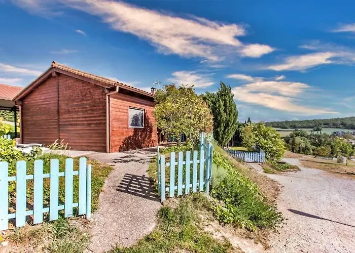 Casas Al Pie Del Arbol بيت للعطل