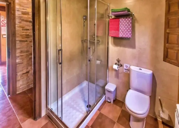 Casas Al Pie Del Arbol Cuzcurrita de Juarros