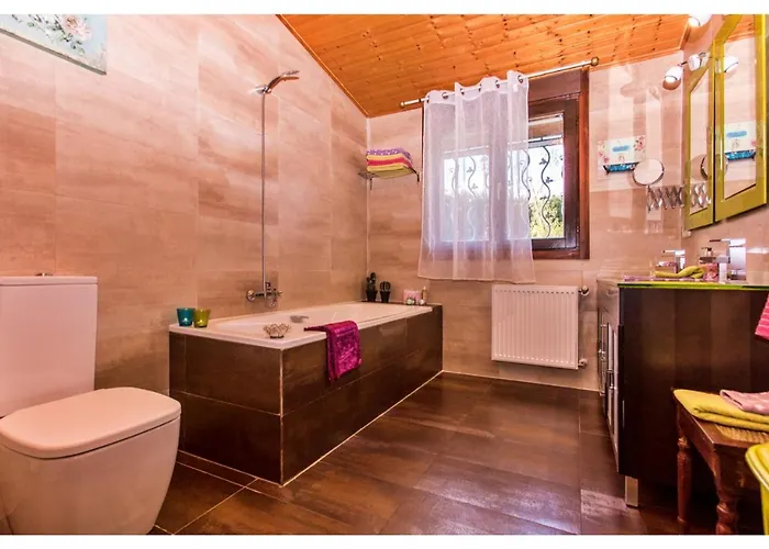 Casas Al Pie Del Arbol Cuzcurrita de Juarros