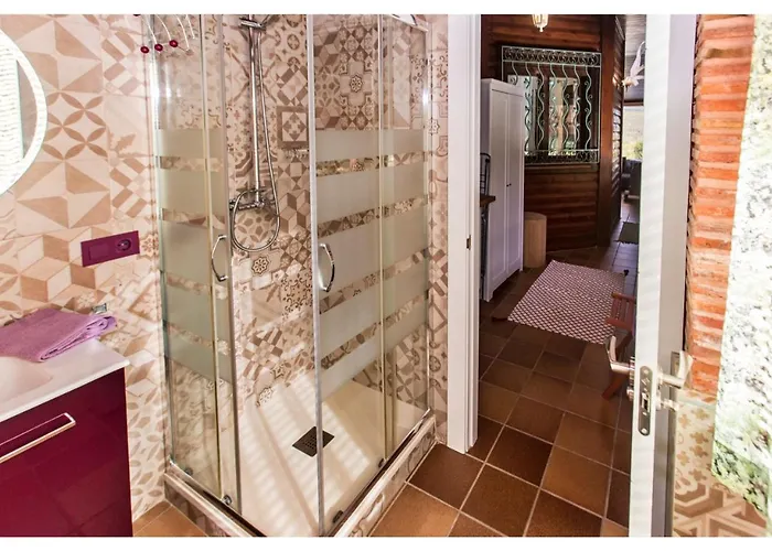 Casas Al Pie Del Arbol بيت للعطل *